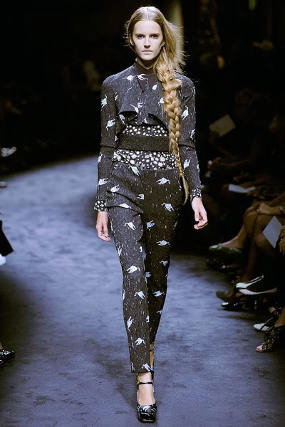 Look 1